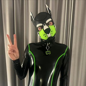 Xenos, The Alien Pup